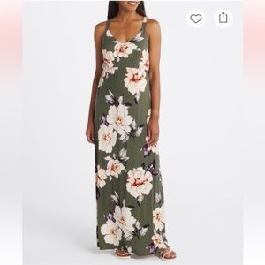 Nine Britton Floral Maxi Dress in Olive and White